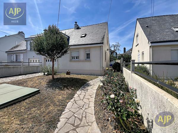 Maison à vendre Reze - 5 pièces, 82m² avec 3 chambre(s) à 285 000€ - AJP Immobilier Rezé