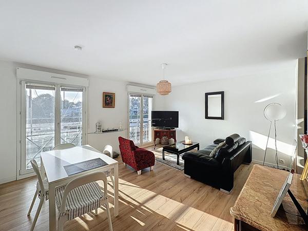 Appartement avec vue sur le blavet, 39m², 1 chambre, 1 place privative - Hennebont.