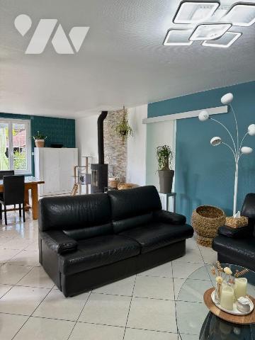 Maison à Vendre à Laubressel (10270) - Aube (10)

Cette maison située dans un environnement a...