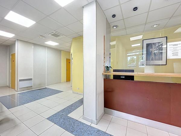 Achat local commercial Saint-Michel-sur-Orge - 11 pièce(s) - 249 m² - 380 000 €