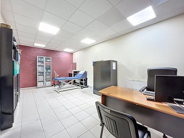 Achat local commercial Saint-Michel-sur-Orge - 11 pièce(s) - 249 m² - 380 000 €