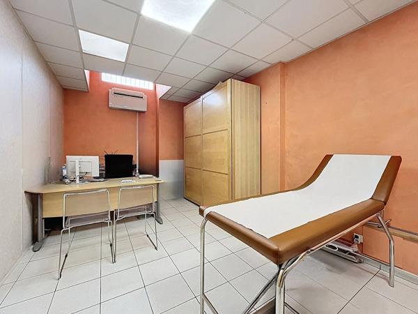 Achat local commercial Saint-Michel-sur-Orge - 11 pièce(s) - 249 m² - 380 000 €