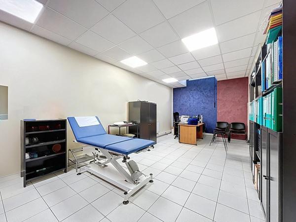 Achat local commercial Saint-Michel-sur-Orge - 11 pièce(s) - 249 m² - 380 000 €