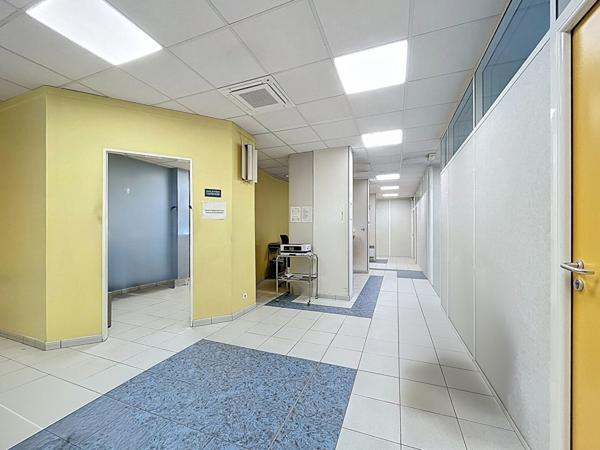 Achat local commercial Saint-Michel-sur-Orge - 11 pièce(s) - 249 m² - 380 000 €