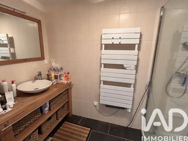 Maison à vendre 5 pièces 87 m² Besse-et-Saint-Anastaise