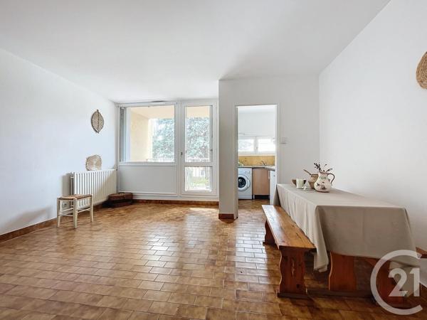 Appartement F1 à vendre  1 pièce - 25 m2 BAGNOLS SUR CEZE - 30