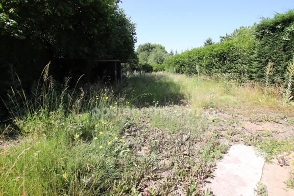 AUBIGNY SUR NERE, Maison de ville avec jardin de 5 chambres en bon état