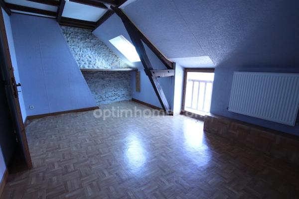 AUBIGNY SUR NERE, Maison de ville avec jardin de 5 chambres en bon état