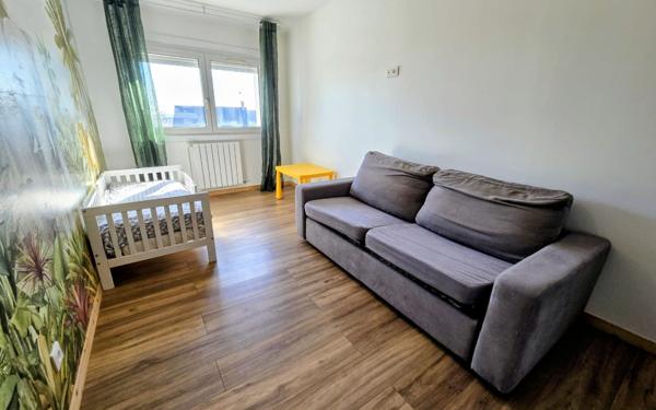 Maison à vendre    5 pièces •  La Ville-du-Bois