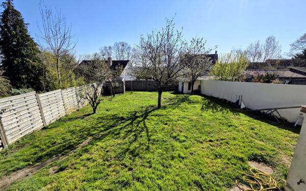 Maison à vendre    5 pièces •  La Ville-du-Bois