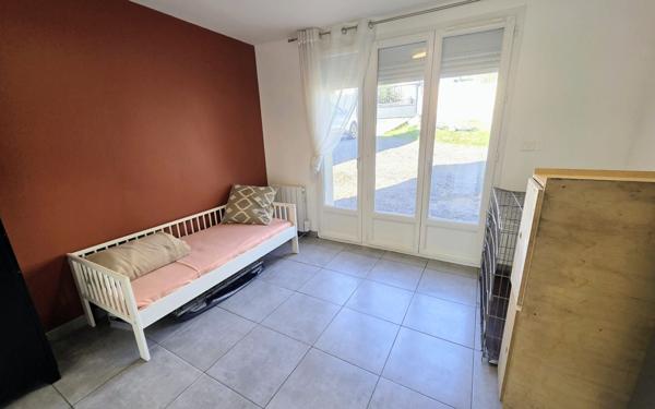 Maison à vendre    5 pièces •  La Ville-du-Bois