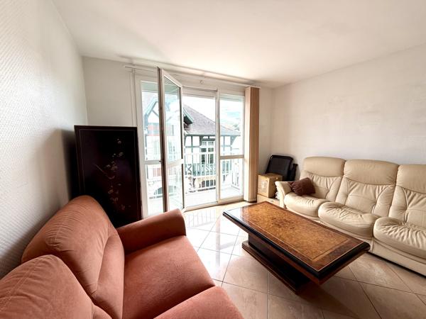 Appartement
         3 pièces
        - 80 m² Exclusivité 549 000 € *