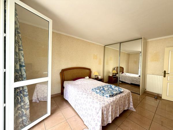 Appartement
         3 pièces
        - 80 m² Exclusivité 549 000 € *