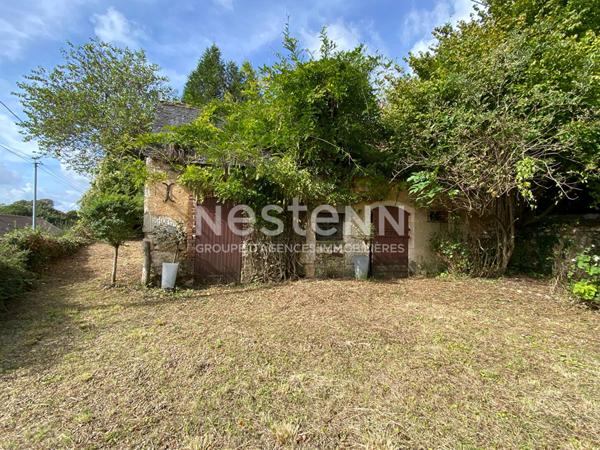 Maison de Maitre en pierre a renover - fort potentiel - Vaas (72)