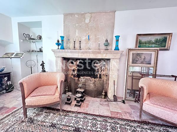 Maison de Maitre en pierre a renover - fort potentiel - Vaas (72)