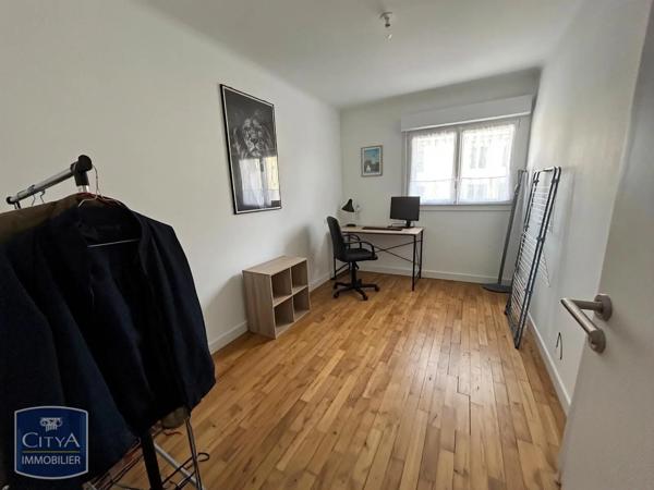 Appartement à louer 3 pièces 65.63m² Saint-Brieuc (22000)