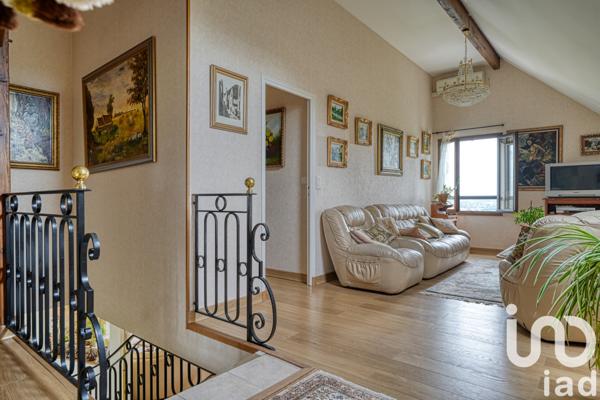 Maison à vendre 7 pièces 215 m² Vaux-sur-Seine