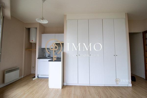 Studio avec balcon residence Alixia