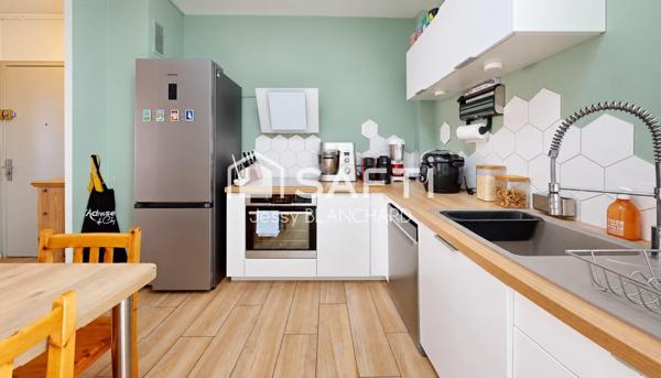 EXCLUSIVITE Hyères – T5 93 m² entièrement rénové, vue parc