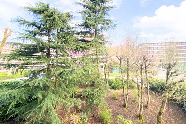 78150 LE CHESNAY-ROCQUENCOURT - APPARTEMENT DE 4 PIECES - ASCENSEUR - TERRASSE - CALME - SANS VIS A VIS - PROCHE DES COMMODITES