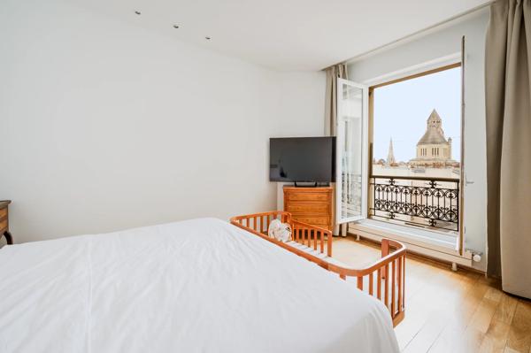Appartement Paris 16 e - CHAILLOT / PLACE DES ÉTATS-UNIS
