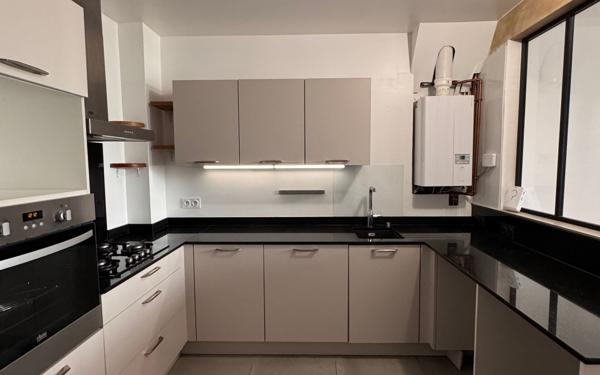 Maison à vendre    3 pièces • 69,91 m2 Toulouse