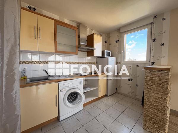 Location Appartement 2 pièces 41.04 m² - 31 RUE DE LA GANTERIE Poitiers 86000