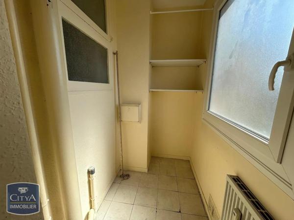 Appartement à louer 2 pièces 51.5m² Alençon (61000)