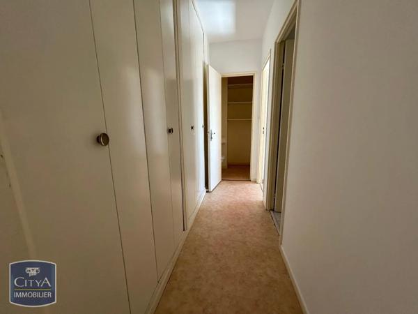 Appartement à louer 2 pièces 51.5m² Alençon (61000)