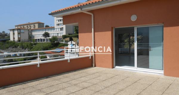Location Appartement 5 pièces 109.78 m² - Saint-jean-bonnefonds 42650