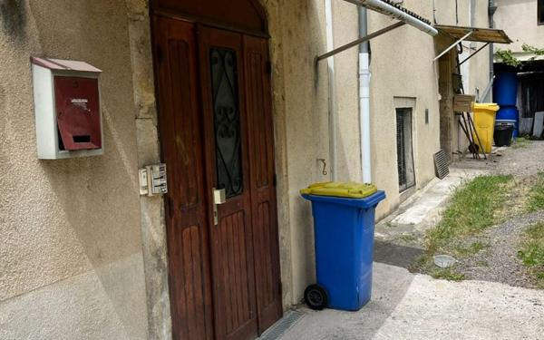 Appartement à louer    2 pièces • 62 m2 Mende