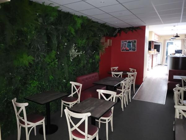 Centre ville de Laval Un local commercial de 76 M² , Laval