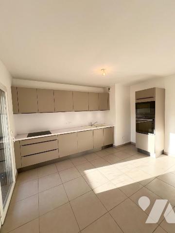 SEYSSINS : Avenue Louis Vicat