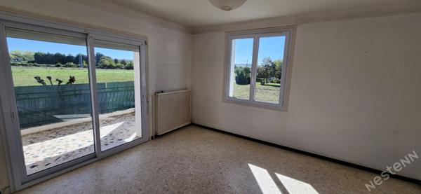 Maison de campagne à la ville ? le charme de la tranquillité à proximité de tout !