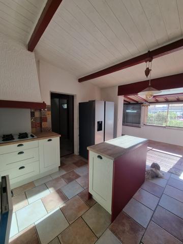 Saint-Pierre-la-mer (11560) Maison 4 pièces de 143 m2 11560 Saint pierre la mer