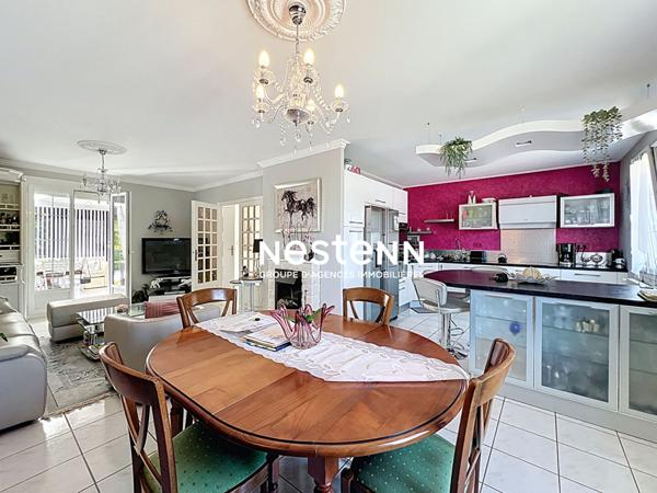 Maison 6 pieces 153 m2  - 4 chambres -