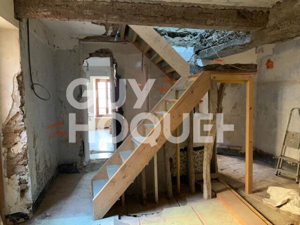 Maison à vendre à Olonzac - 6 pièces, 4 chambres, fort potentiel