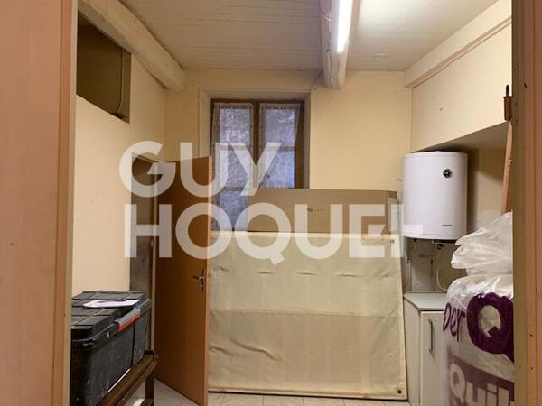 Maison à vendre à Olonzac - 6 pièces, 4 chambres, fort potentiel