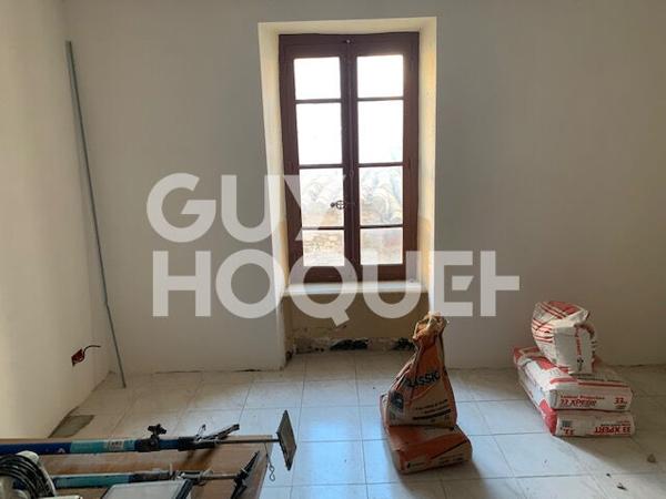 Maison à vendre à Olonzac - 6 pièces, 4 chambres, fort potentiel