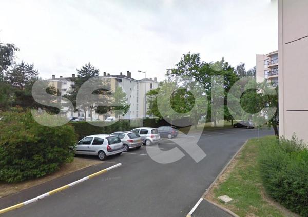 Location Parking 11 49000 Angers 23 0511 01 1014