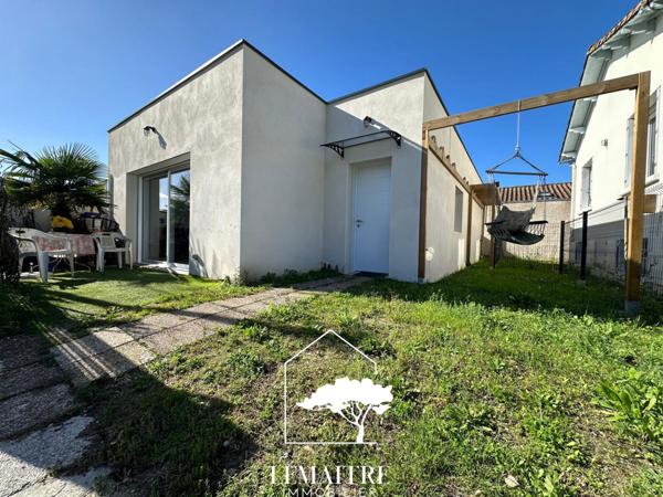 Maison de 2022, plain-pied 2 chambres à 950m du port.