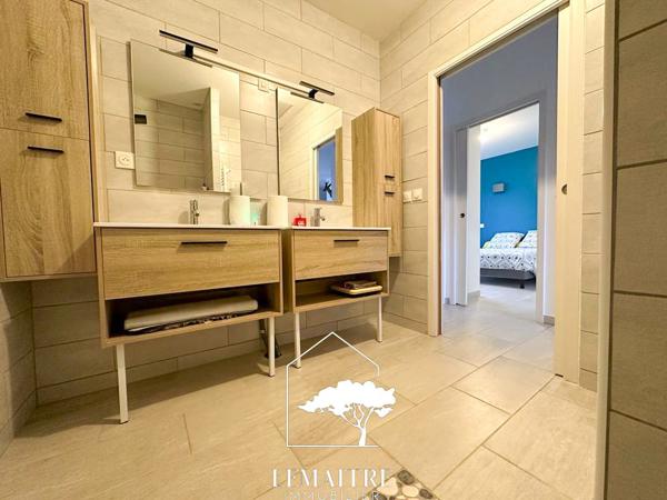 Maison de 2022, plain-pied 2 chambres à 950m du port.