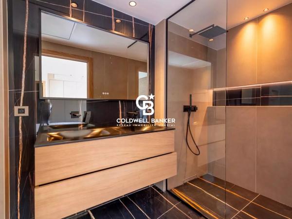 Vente villa 5 pièces 83310 - Grimaud