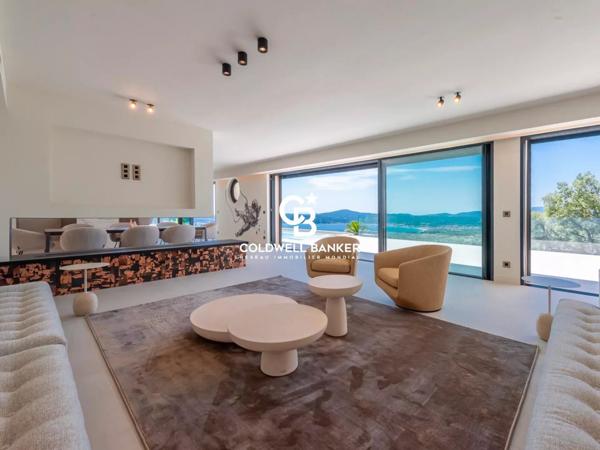 Vente villa 5 pièces 83310 - Grimaud