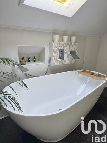 Maison à vendre 6 pièces 225 m² Fargues-Saint-Hilaire