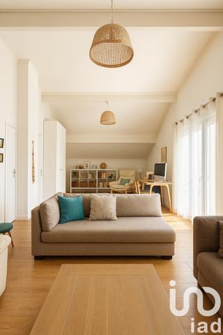 Maison à vendre 6 pièces 225 m² Fargues-Saint-Hilaire