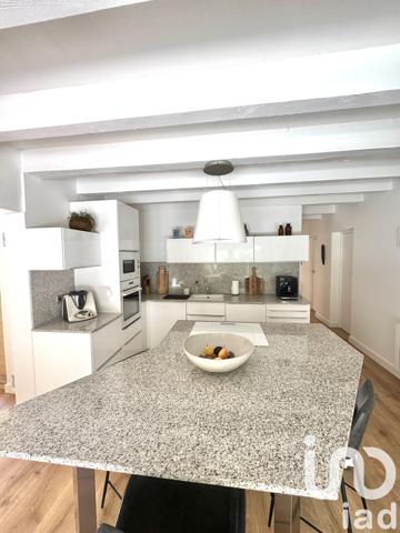 Maison à vendre 6 pièces 225 m² Fargues-Saint-Hilaire