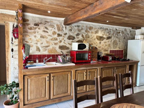 Ancienne grange, 2/3 chambres, Jardin 7591 m2