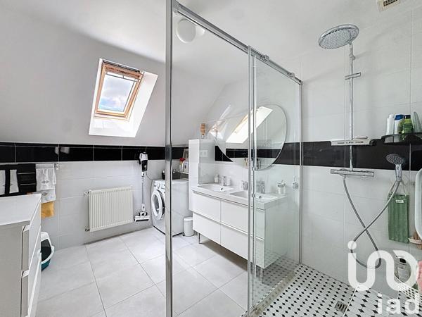 Maison à vendre 5 pièces 106 m² Bourgbarré