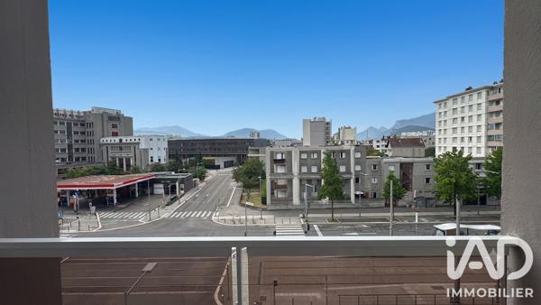 Appartement à vendre 4 pièces 69 m² Grenoble